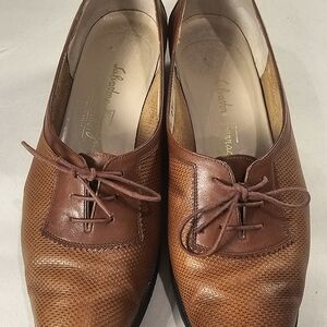 Vintage Style Retro Salvatore Ferragamo Leather Heels Size 8 - Unique Charm
